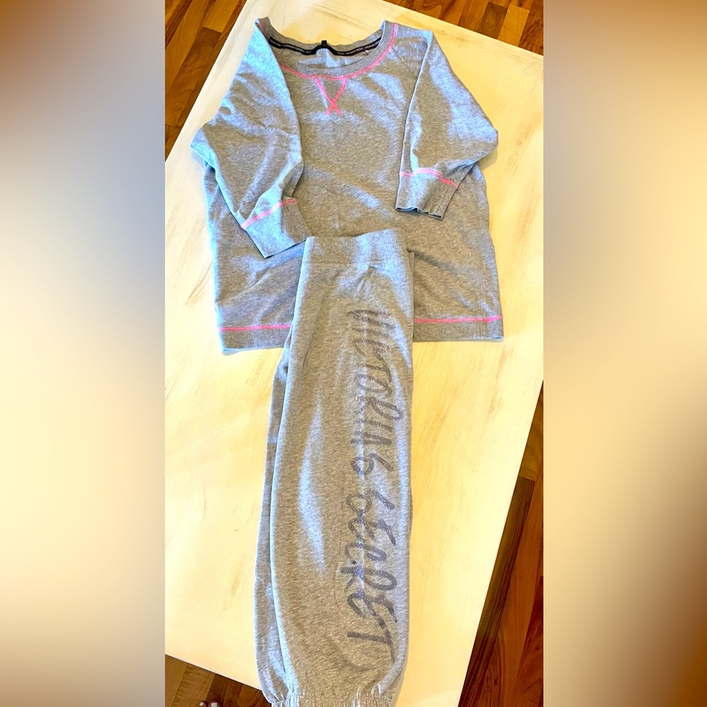 Retro Victoria’s Secret cozy lounge sparkle set